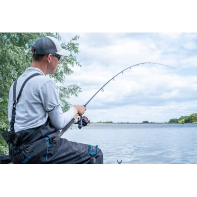 La serie di canne ascension è la nuova famiglia di canne da Feeder sviluppata da Preston per la pesca in acque naturali.